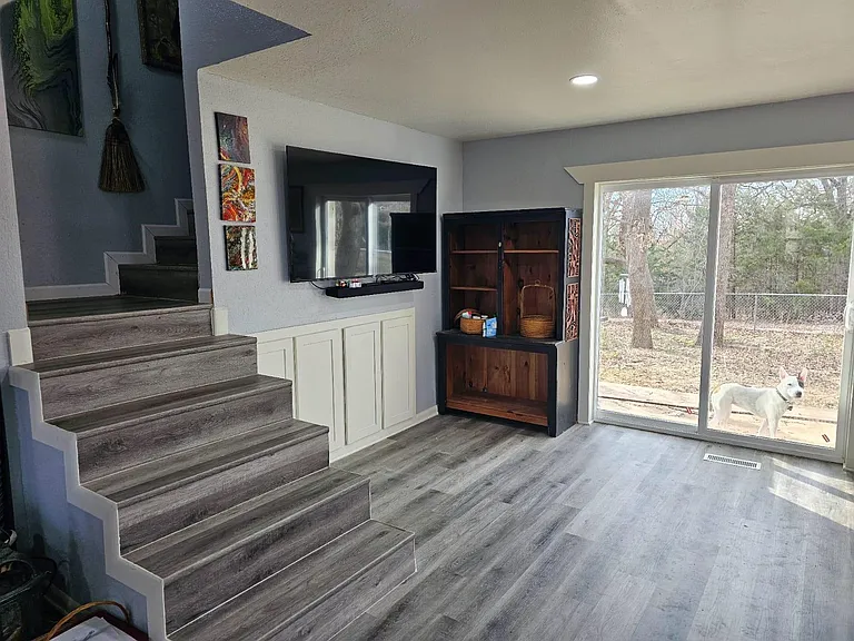 179 Bayview Dr — Photo 4