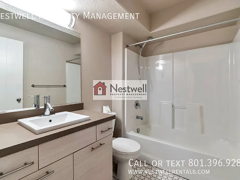 11611 S Alexandria Dr — Photo 28
