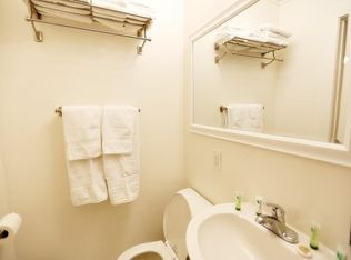 439 Nahua St #F, Honolulu, HI 96815