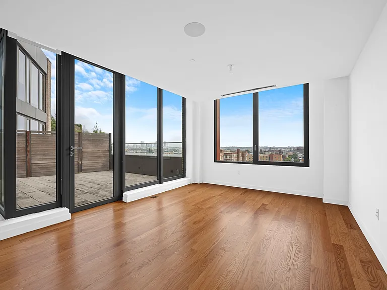 54 Noll St #833 — Photo 2