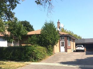 25 Mid Pines Rd, Toronto, ON M1G 2L5