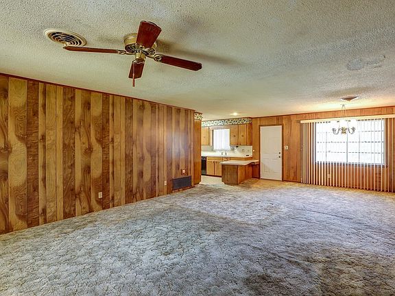 2nd image of 1606 Rosewood St