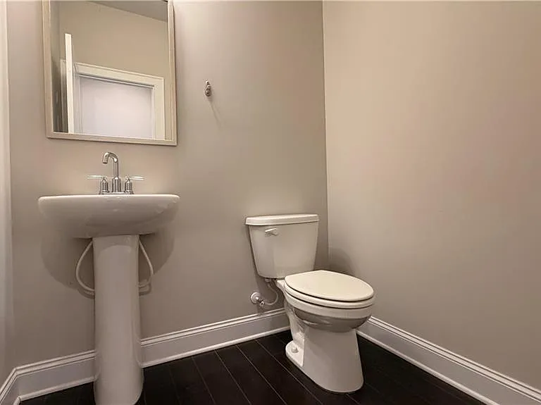 1012 Knoxboro Ln — Photo 18