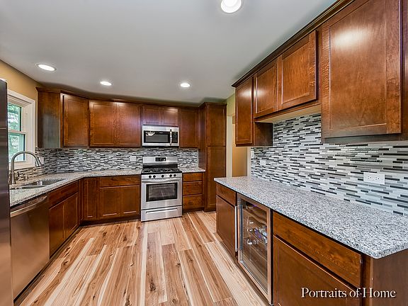 4th image of 10220 S Sunridge Dr