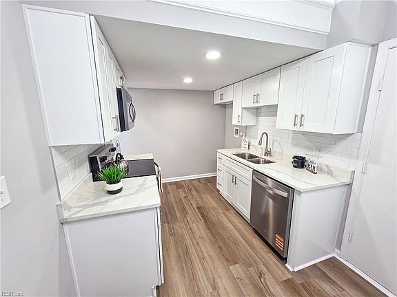 4th image of 823 Rivanna River Reach