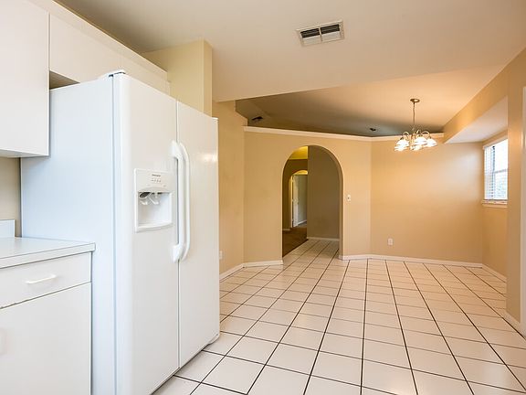 4th image of 27091 Lavinka St