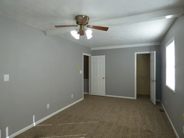 372 Redding Rd #A — Photo 15