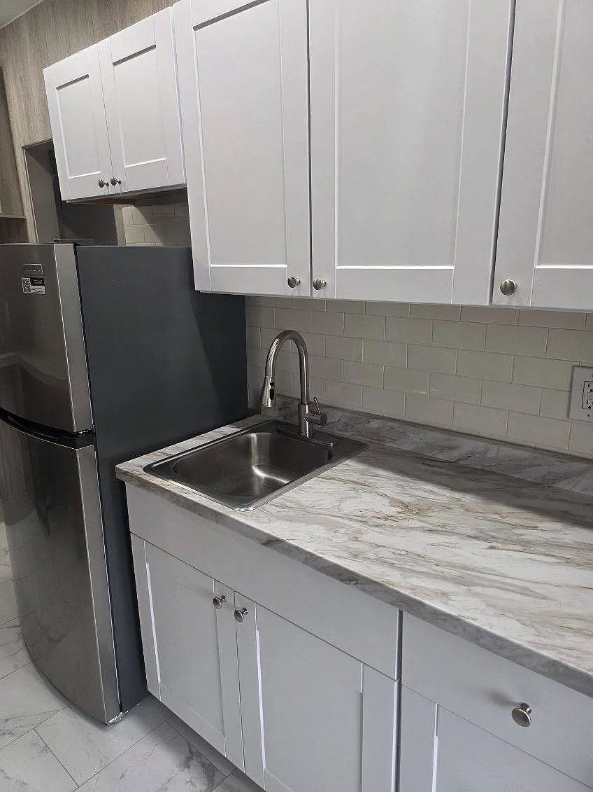 1 bed, 650 sqft, $1,700 — Photo 4