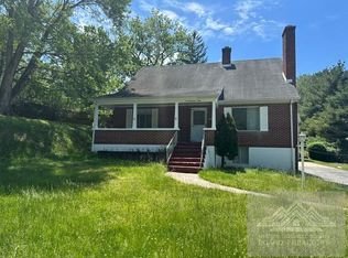 2008 Hemlock Hl, Bluefield, WV 24701