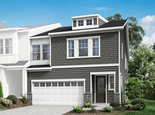 7946 Berry Crst, Raleigh, NC 27617