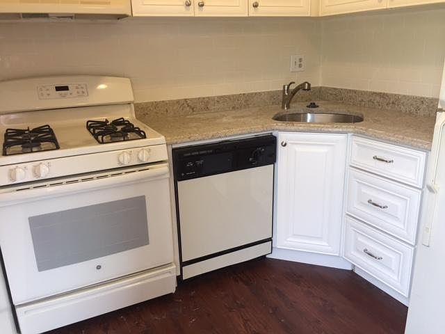 2nd image of 3980 Commerce Ave APT 46