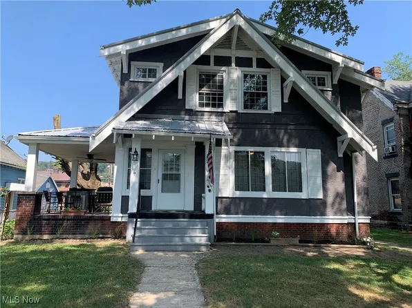 909 Riverside Ave, Wellsville, OH 43968