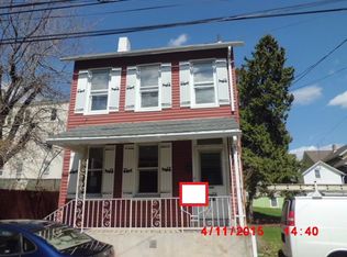 31 Railroad St, Catasauqua, PA 18032