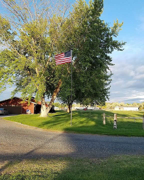 From west facing east