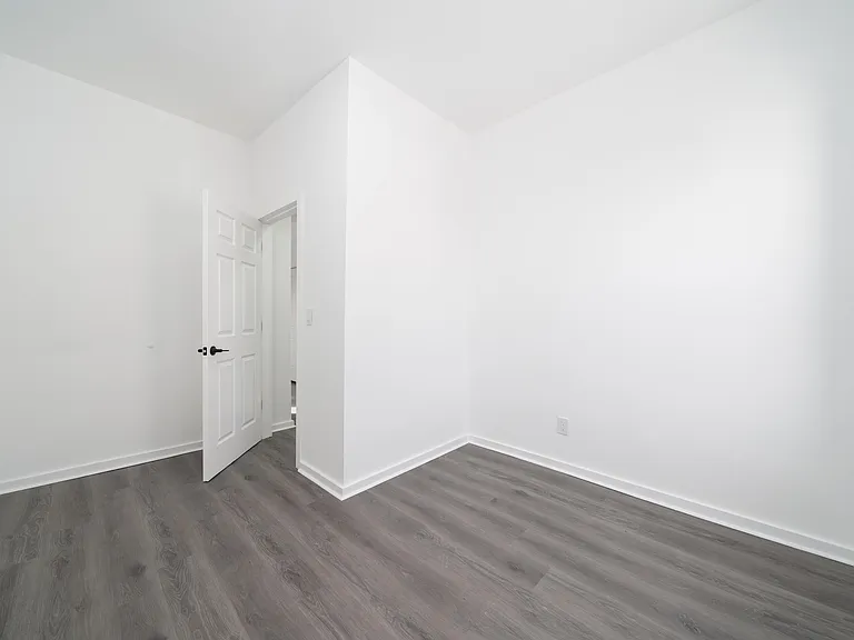 10 McDougal St #A — Photo 11