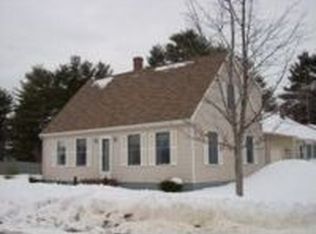 6 Village Ln, Westbrook, ME 04092