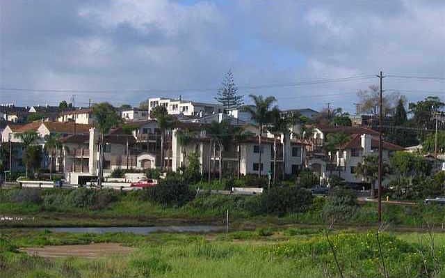 1st image of 2828 Famosa Blvd Unit 201