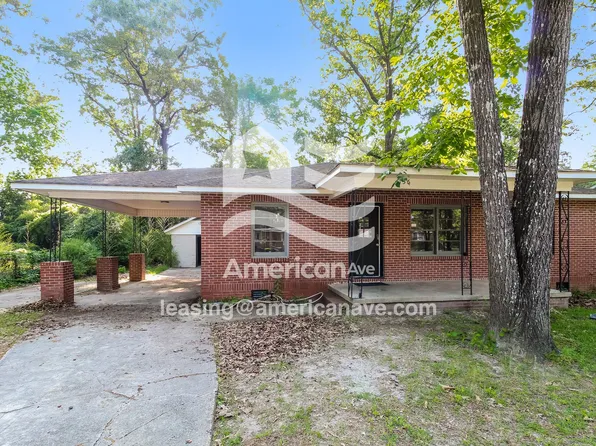 136 Evergreen St, Warner Robins, GA 31093