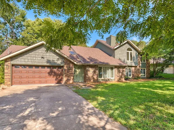 5927 S Kimbrough Avenue, Springfield, MO 65810