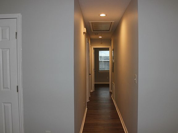 5th image of 1623 Aldrich St NE