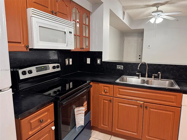 2401 W Preserve Way — Photo 6