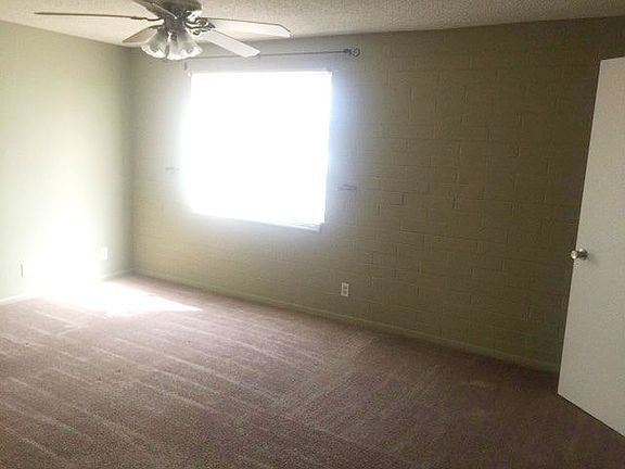 5th image of 1031 N Holly Ave