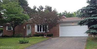 1st image of 8306 Peach Tree Ave NE