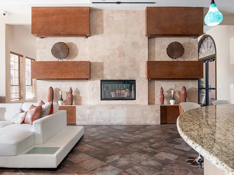 Montecito Pointe Apartments — Photo 42