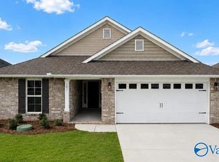 105 Sidney Ruth Dr, New Market, AL 35761