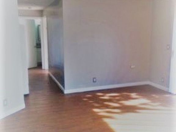 5th image of 804 Larch St APT 7