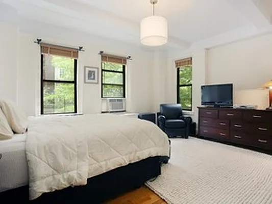 Sold by Citi Habitats | media 13