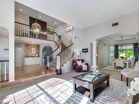 3rd image of 28838 Woodside Dr