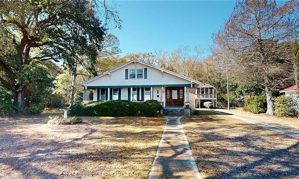 1st image of 3220 Bay Front Rd