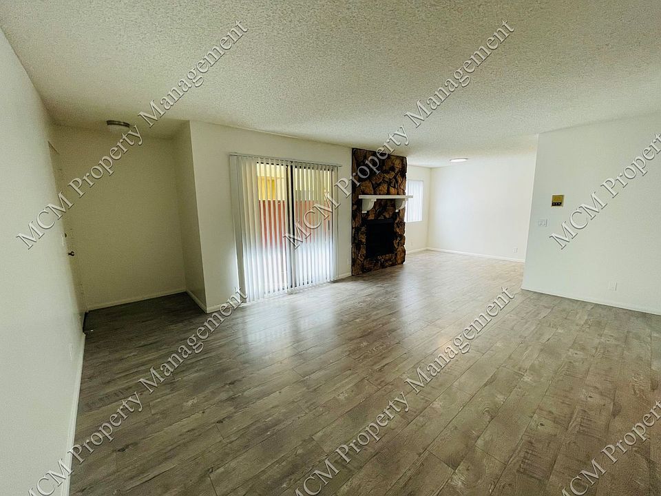 1st image of 13956 Vanowen St APT 104