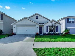 3281 Silver Date Dr, Wimauma, FL 33598
