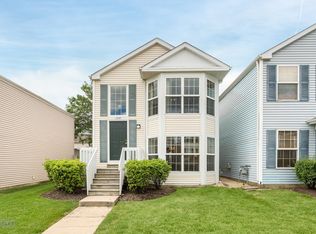 1647 Linden Park Ln, Aurora, IL 60504