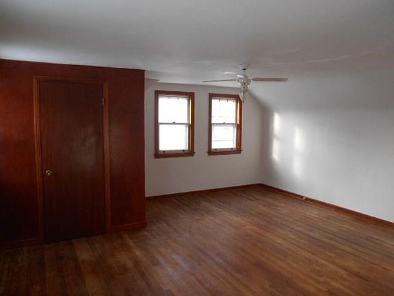 5th image of 3313 Auburn St