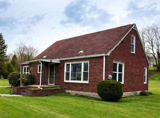 32 Hamburg Rd, Greenville, PA 16125
