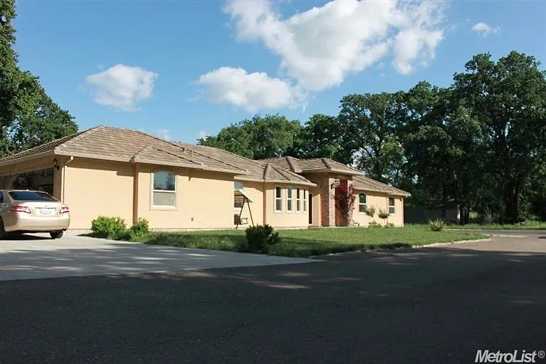 7636 Poppy Way #A photo 1