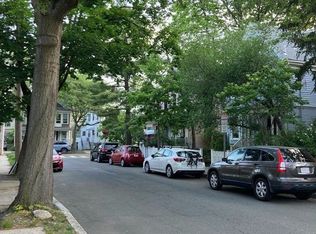 9 Howland St #1, Cambridge, MA 02138