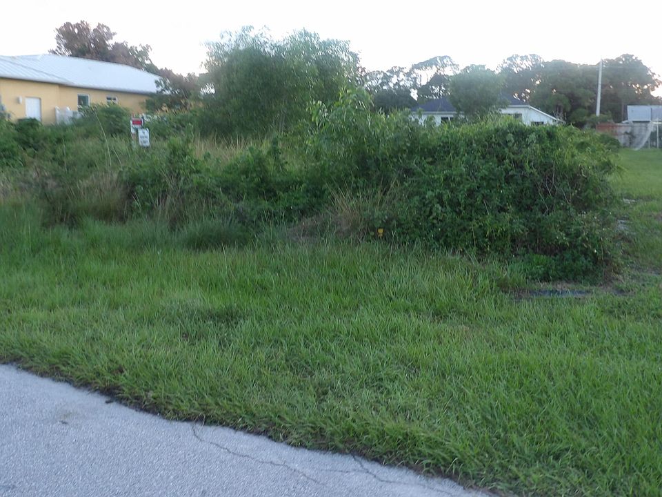 2nd image of 4118 SW Alice Street