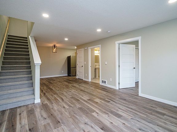 3rd image of 6830 NE Vancouver Mall Dr #B