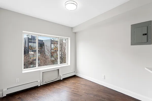 Rented by Compass | media 7