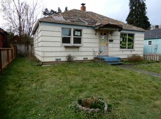 932 4th St, Springfield, OR 97477