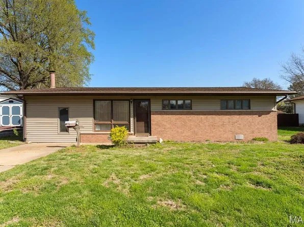 305 E Temple St, Freeburg, IL 62243