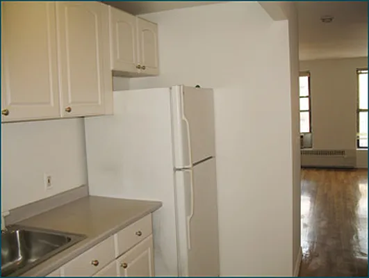 Rented by Brown Harris Stevens | media 27