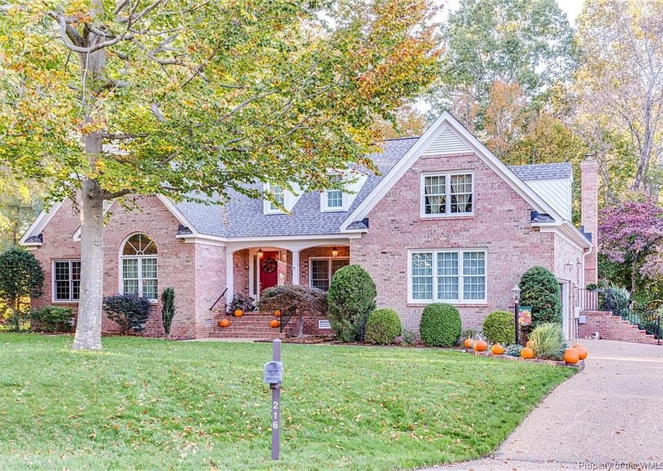 1st image of 216 Burtcher Ct