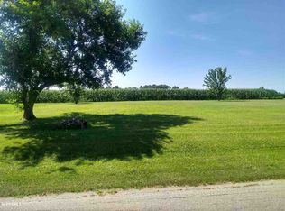 W Jefferson St, Warren, IL 61087