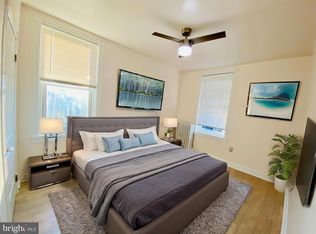 2510 S 71st St, Philadelphia, PA 19142