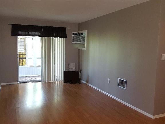 4th image of 1629 Leisure Dr #M35